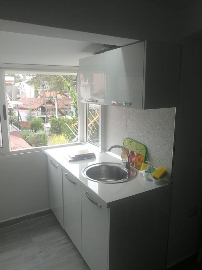 Mimoza Appartament Golem  Bagian luar foto